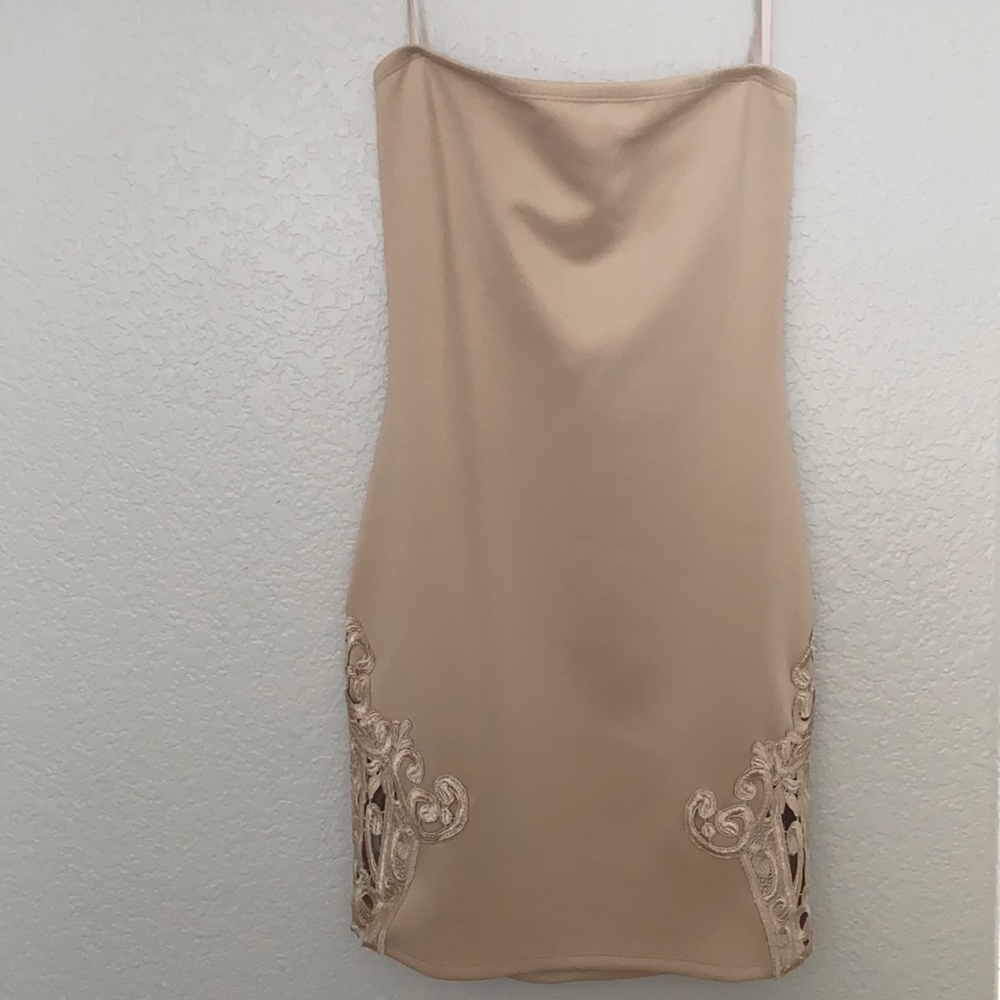 NWT! Windsor Taupe dress